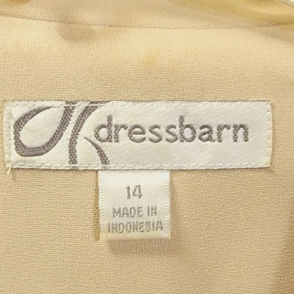 "Dressbarn" Beige blazer & tank top set with black stitching. - Picture 7 of 8